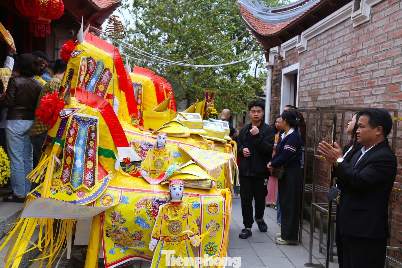 den Ong Hoang Muoi anh 7