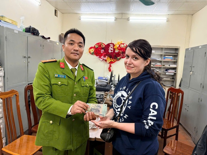 Xe om chat chem anh 1