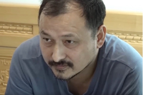 Truc xuat mot nguoi nuoc ngoai dang bi truy na do hinh anh