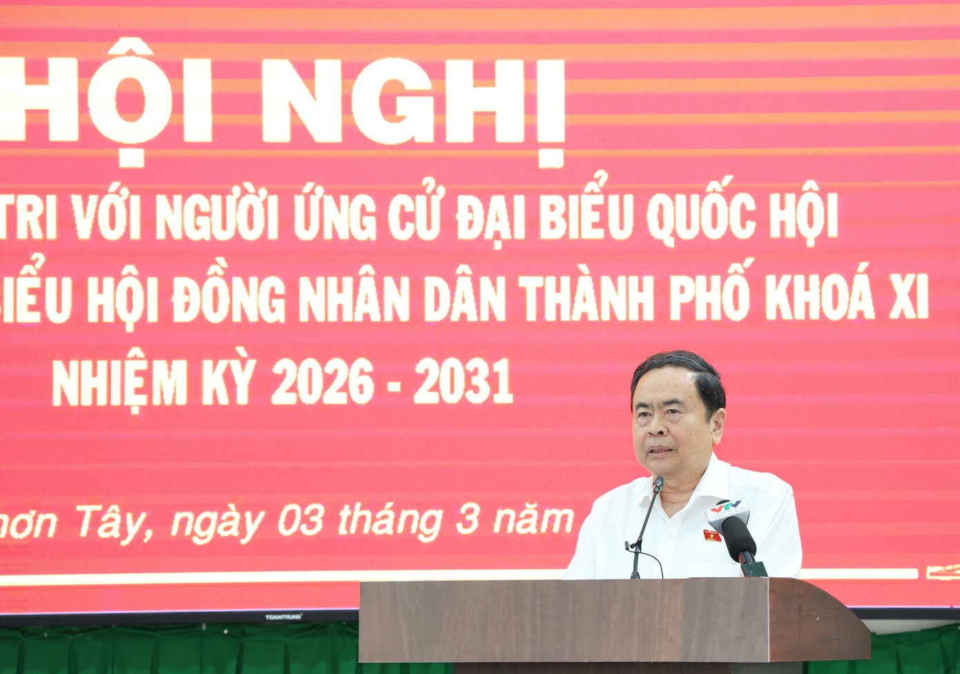Quoc hoi anh 2