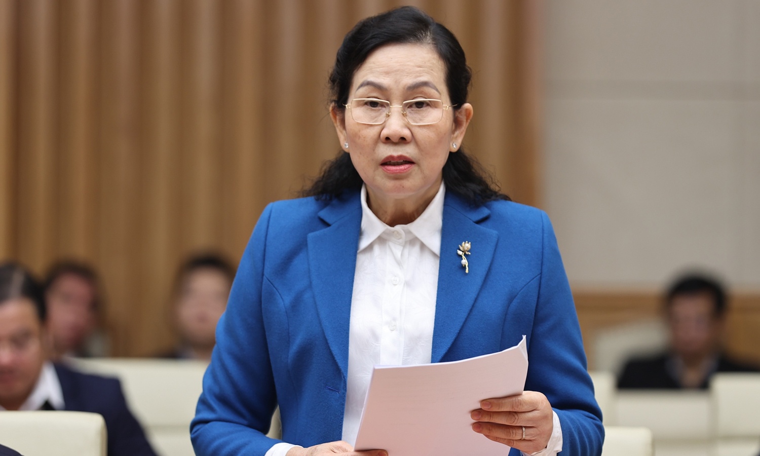 Ba Le Thi Thuy lam Bi thu Dang uy TW Hoi Lien hiep Phu nu Viet Nam hinh anh