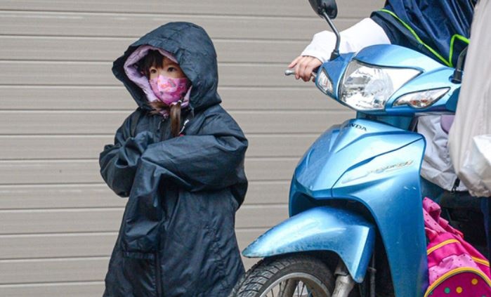 Mien Bac don khong khi lanh, troi chuyen ret kem mua hinh anh