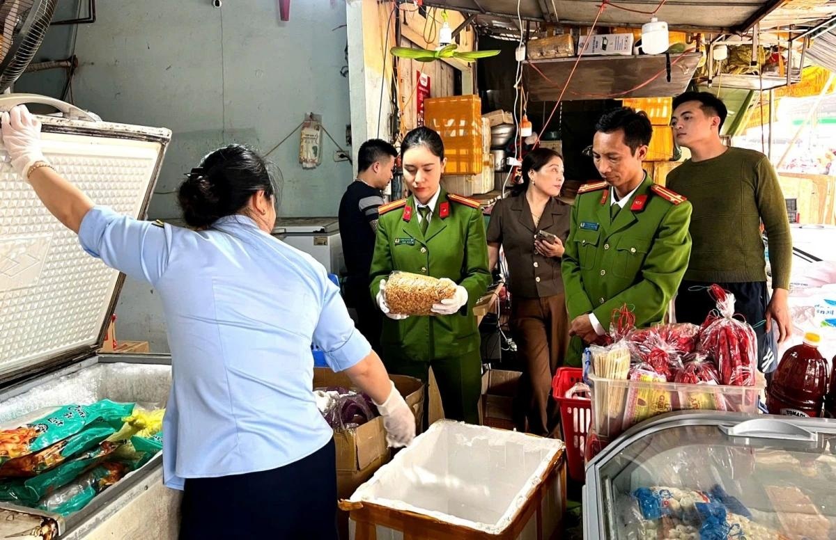 Cong ty Duy Xinh,  Doanh nghiep Duy Xinh,  Chu Duy Xinh,  nhan vien Duy Xinh anh 1