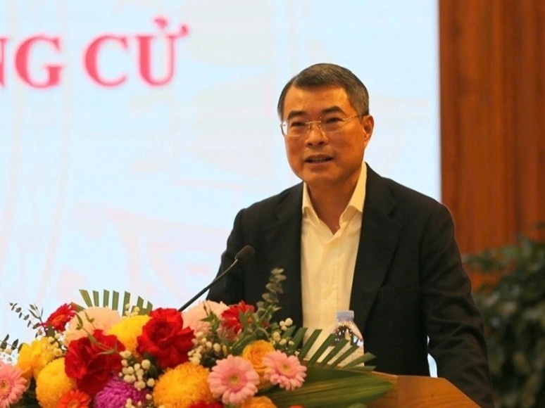 Ong Le Minh Hung tiep xuc cu tri tai Do Son, Hai Phong hinh anh