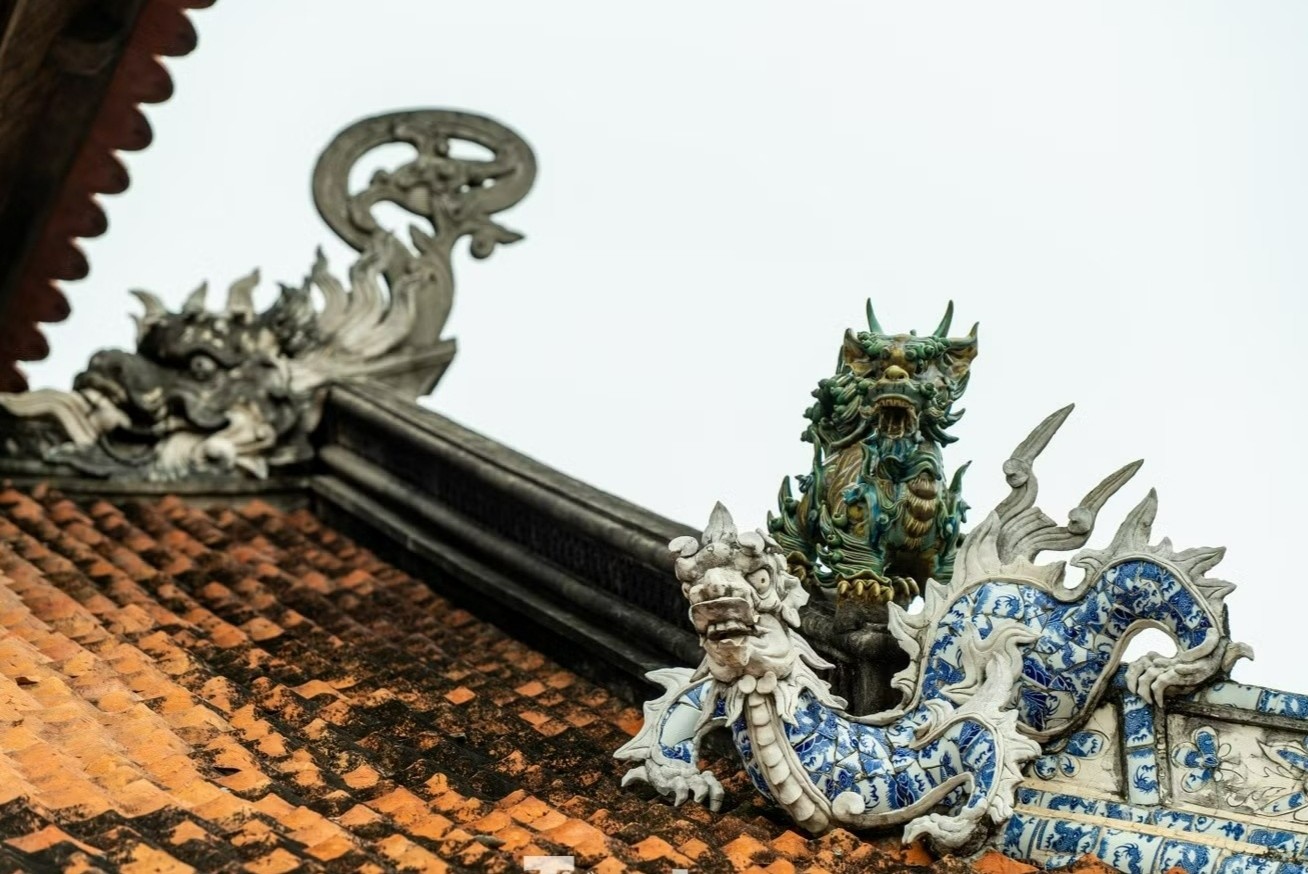 Ngoi chua an vi tuong Phat ngoc nguyen khoi lon nhat Viet Nam hinh anh