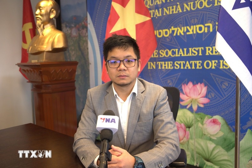 Dai su quan Viet Nam tai Israel kich hoat co che bao ho cong dan 24/7 hinh anh