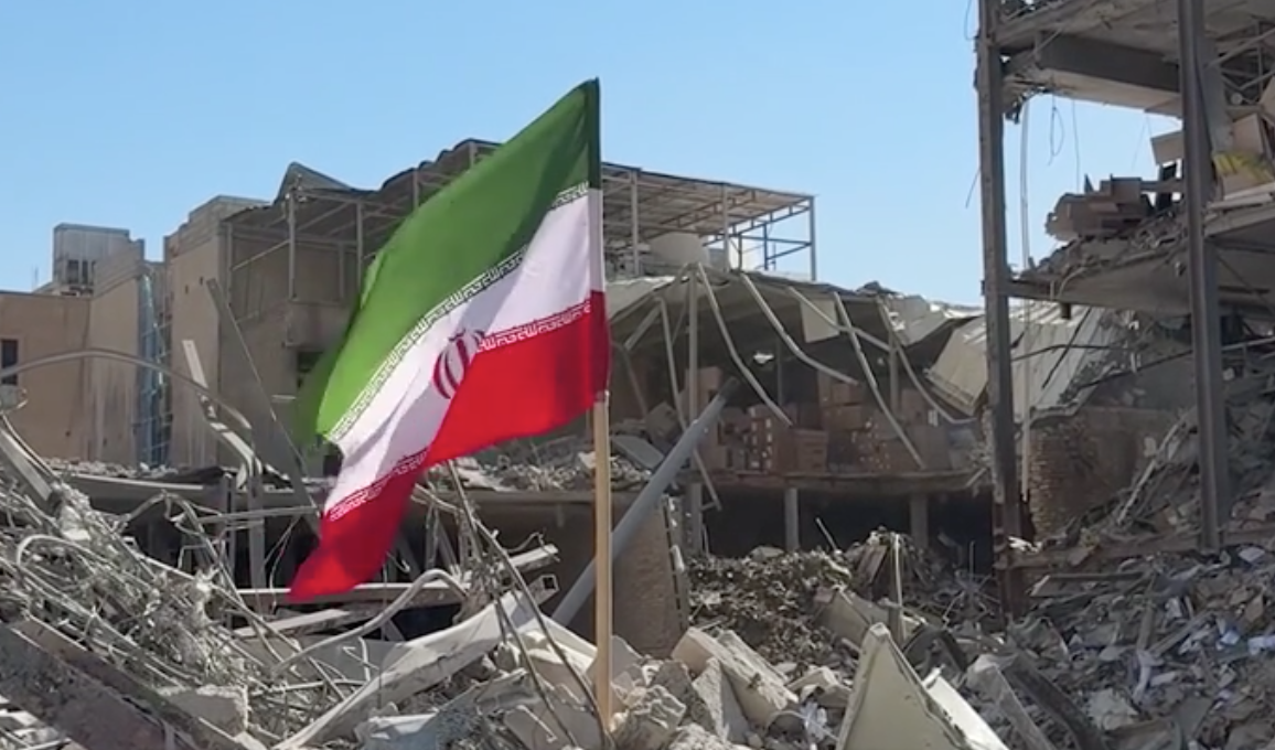 My sap mo dot tan cong lon vao Iran trong 24 gio toi hinh anh