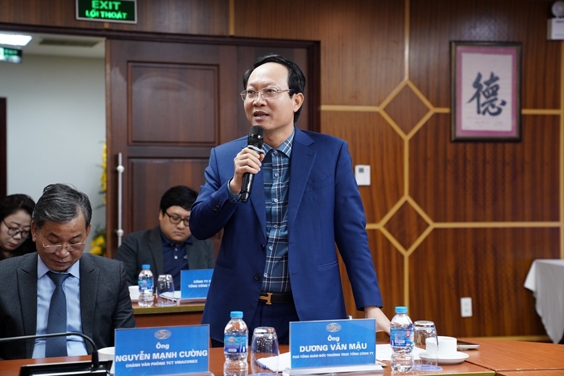 Chu tich Vinaconex,  Nguyen Huu Toi anh 2