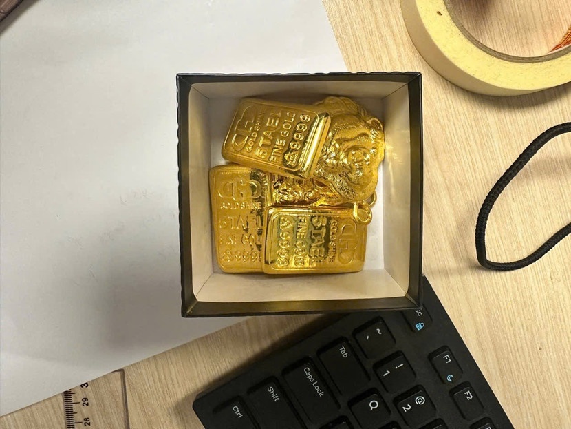 vận chuyển trái phép, gần 13 kg vàng, Nội Bài ảnh 2 van chuyen trai phep, gan 13 kg vang, Noi Bai anh 2