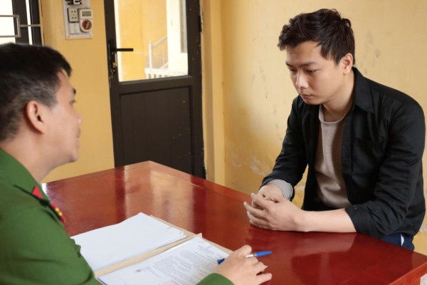 Chan dung 2 doi tuong cam dau he thong 'Xoi Lac TV' hinh anh