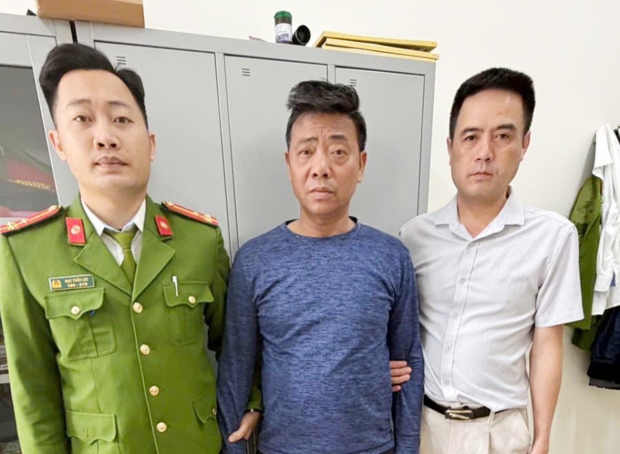 Ly do doi tuong,  bi truy na,  ve nuoc dau thu anh 1