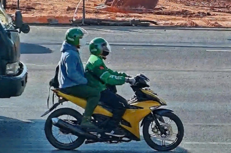 Tim chu so huu xe may lien quan 2 doi tuong cuop ngan hang o Gia Lai hinh anh