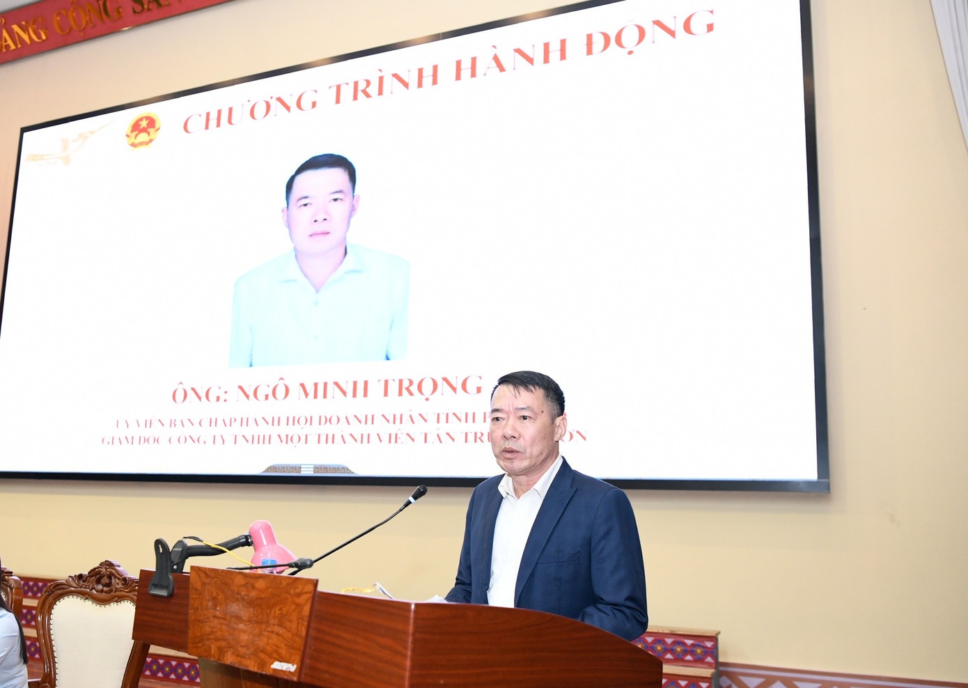 Bui Thi Minh Hoai anh 10