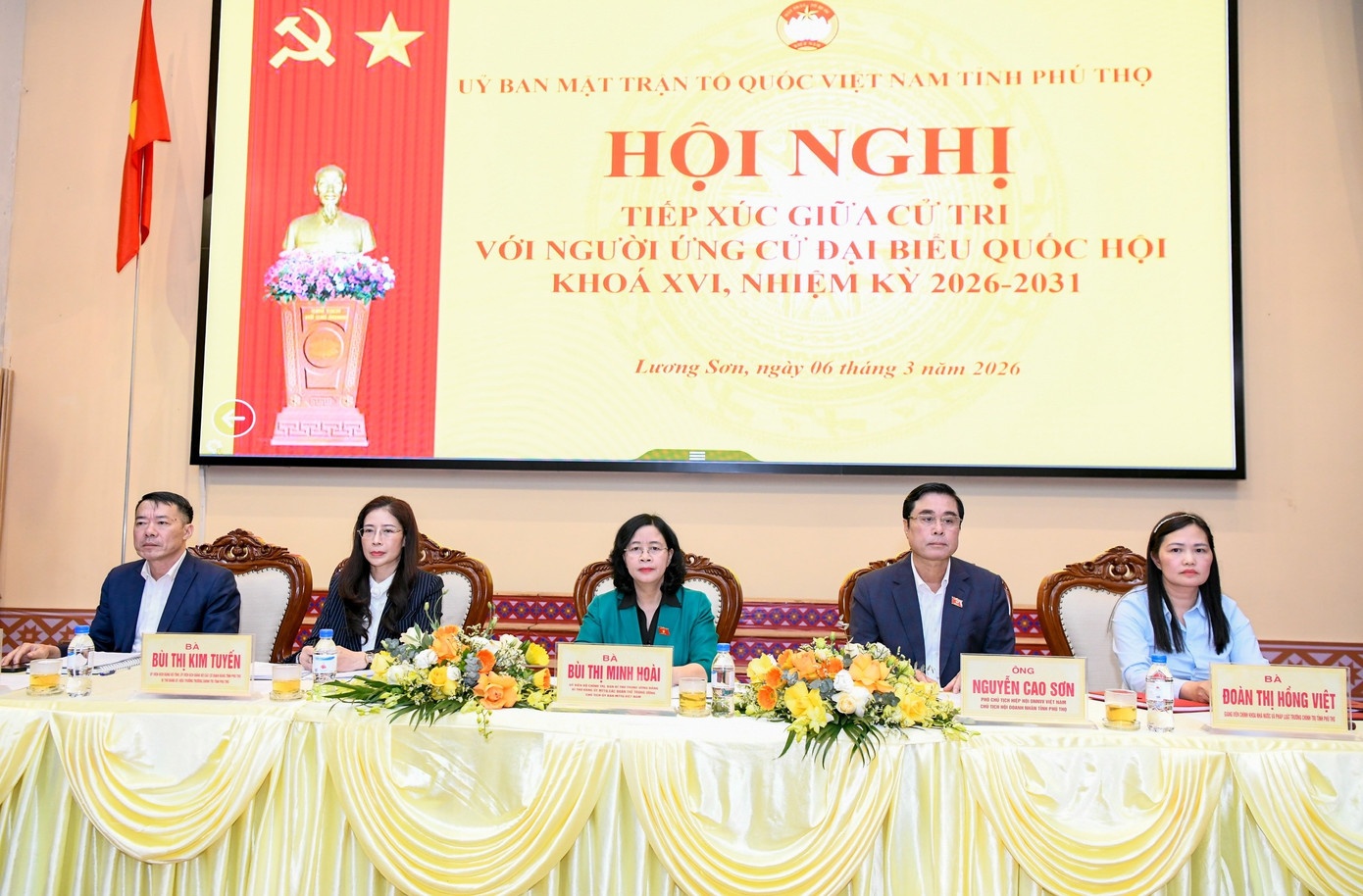 Bui Thi Minh Hoai anh 7