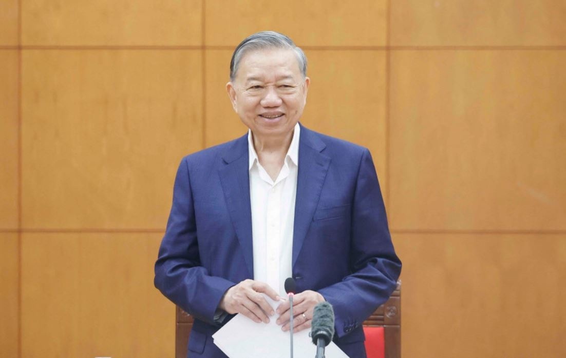 Khac phuc tinh trang thua nguoi quen viec cu, thieu nguoi lam viec moi hinh anh