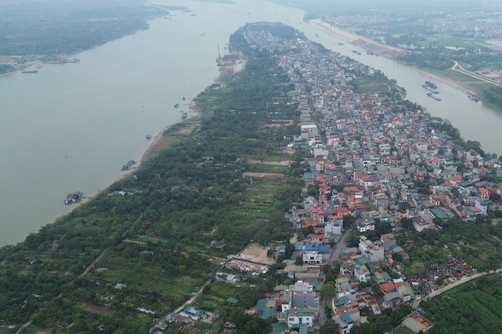 Giai phong mat bang sieu du an Truc dai lo canh quan song Hong hinh anh