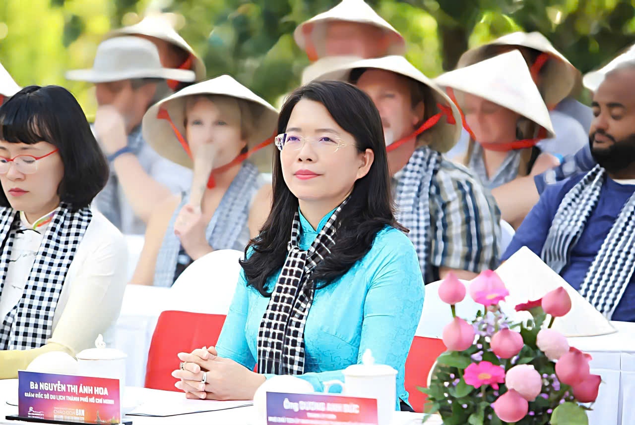 'Nu tuong' nganh du lich TP.HCM ung cu Dai bieu Quoc hoi hinh anh