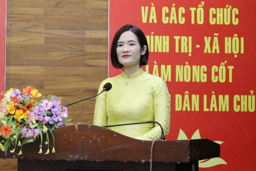 Tu gian kho den khat vong phung su hinh anh