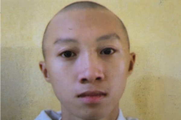 Gia mao sinh vien lua dao chiem doat tien bang thu doan kho tin hinh anh