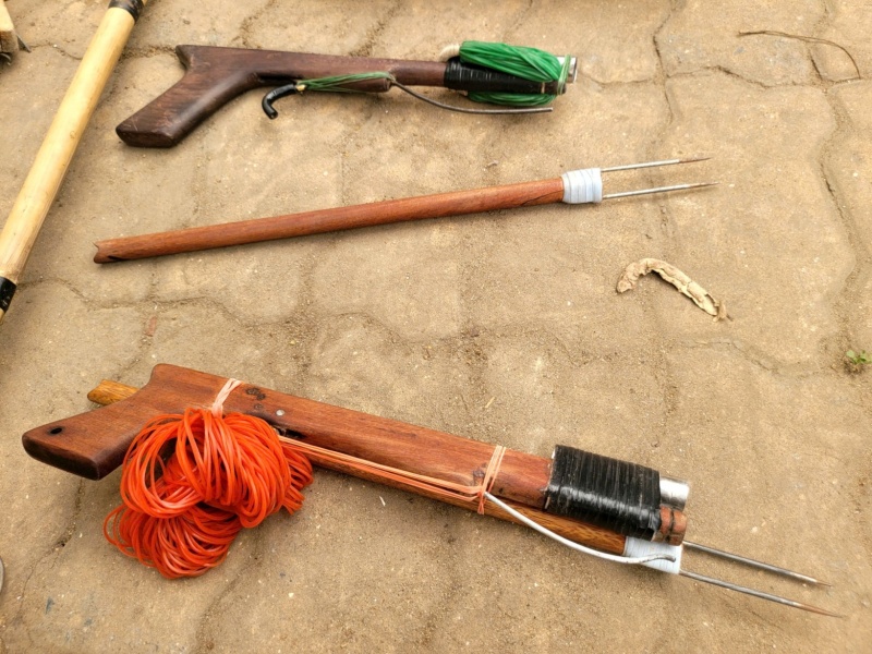 Nhom doi dem,  San trom meo anh 5