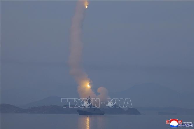 Trieu Tien phong ten lua dan dao lan thu 3 ke tu dau nam hinh anh