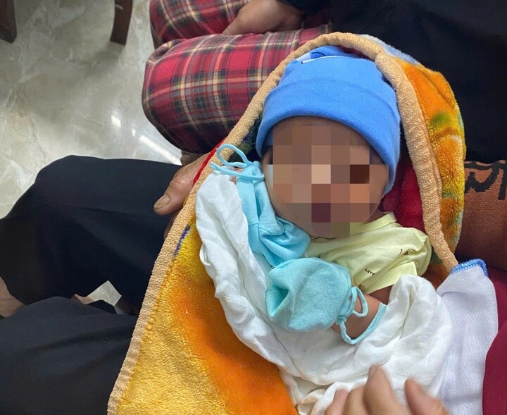 Be trai so sinh bi bo roi duoi ham chui cao toc hinh anh