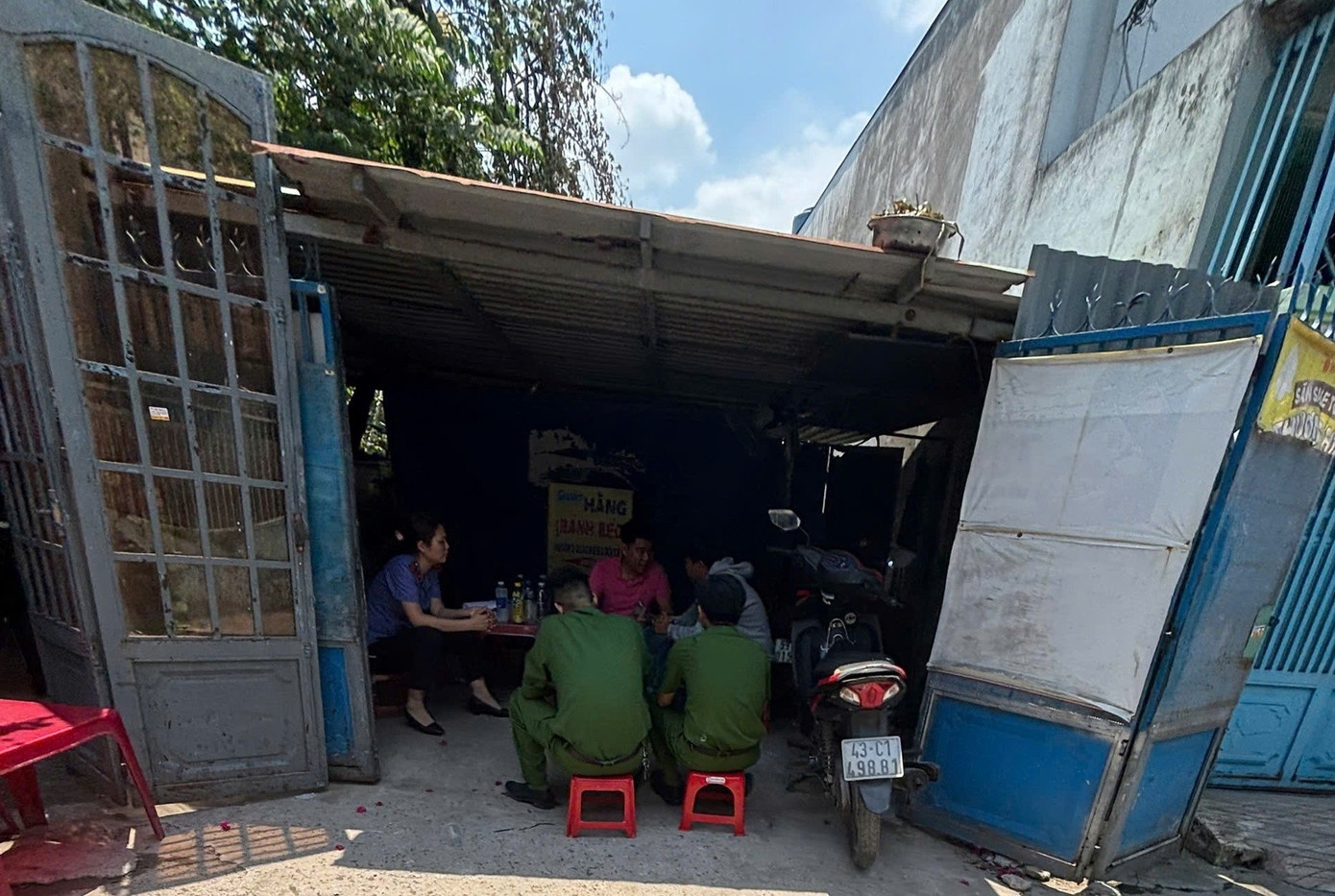 Chay nha o TP.HCM, nghi do tu thieu hinh anh