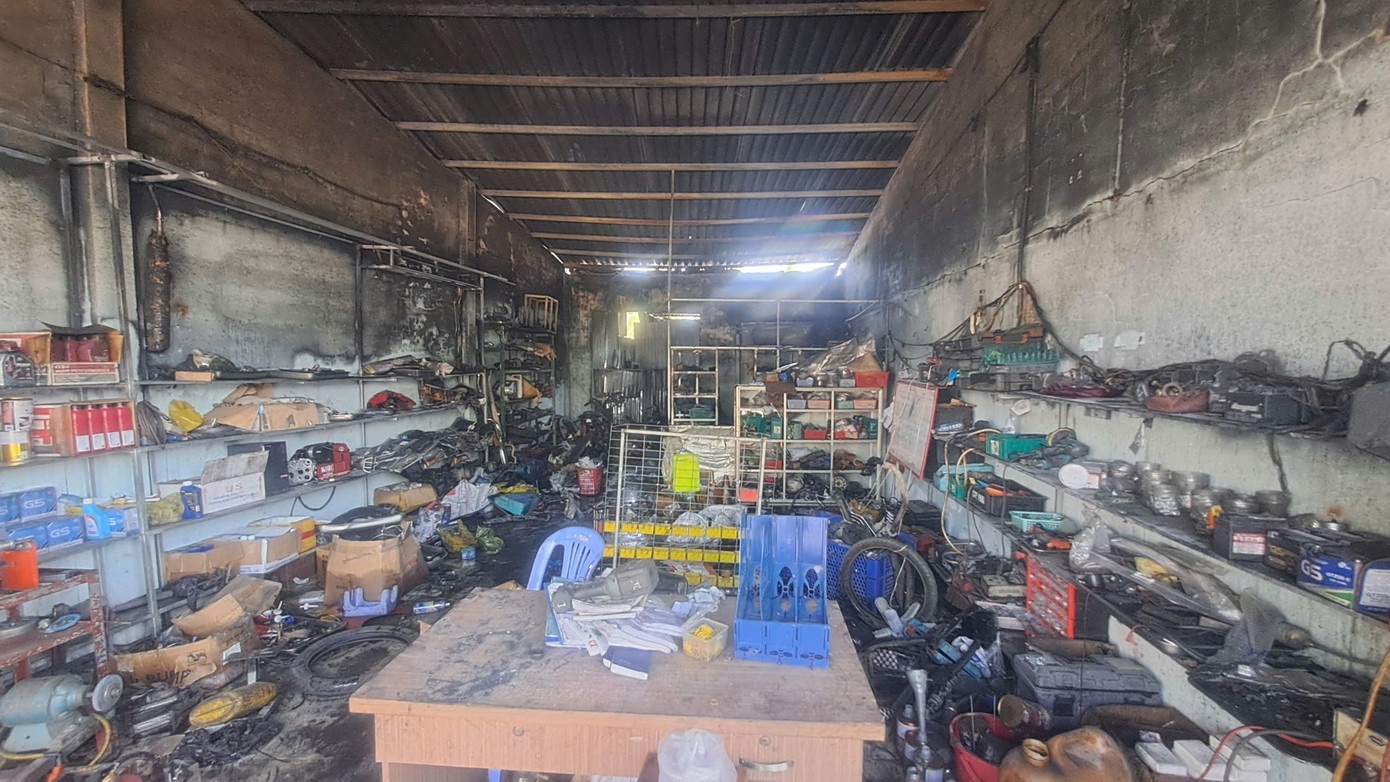 Tin moi vu chay lam hai em nho tu vong tai Vinh Long hinh anh