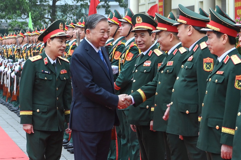 Tong Bi thu tham Hoc vien Ky thuat quan su hinh anh