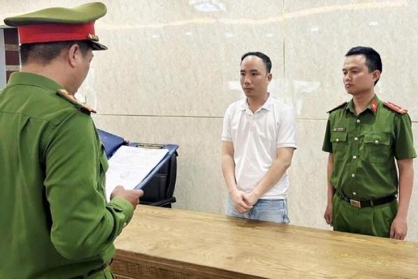 Tim bi hai trong vu lua dao tai Trung tam The Kan hinh anh