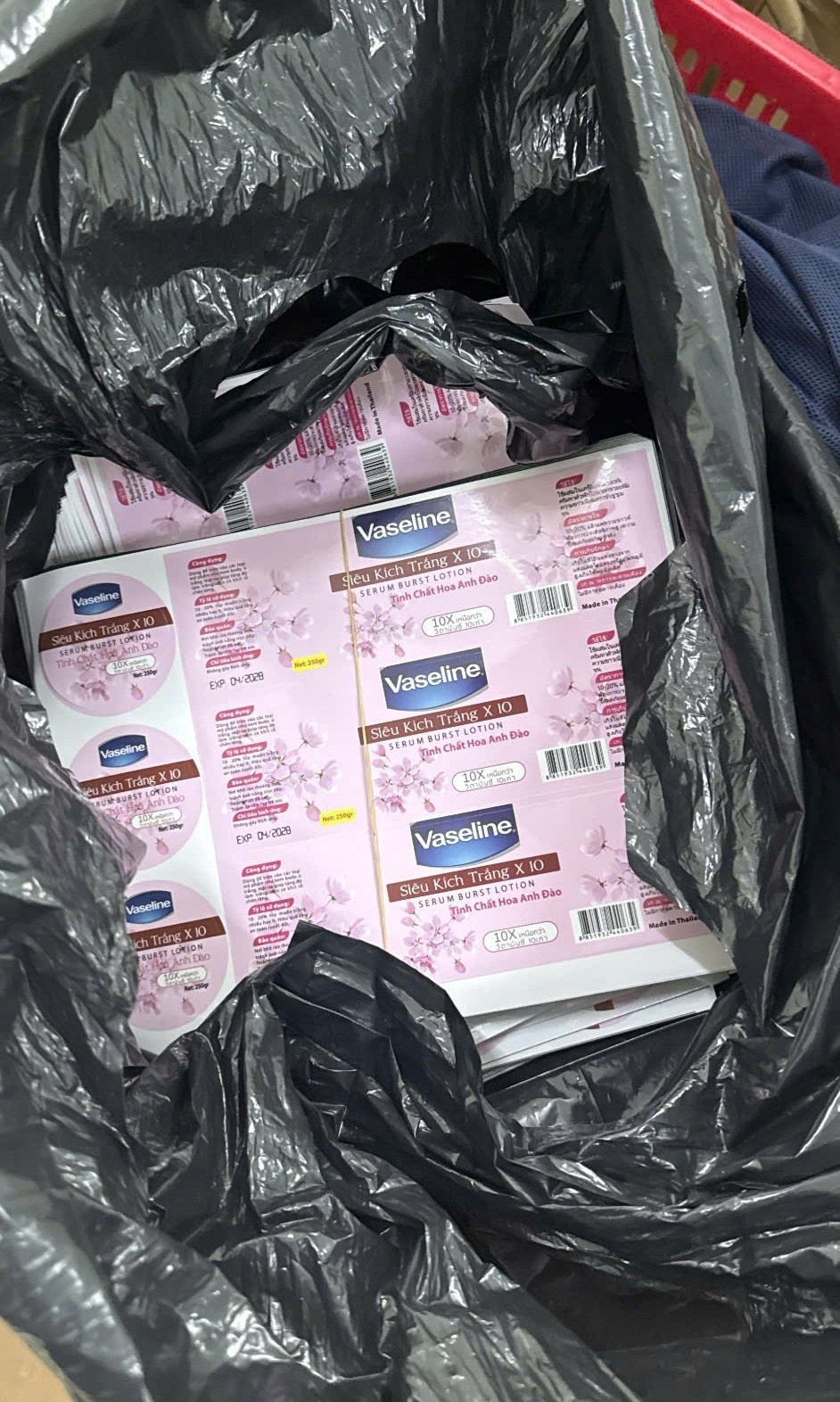 công xưởng kem trộn ảnh 4 cong xuong kem tron anh 4