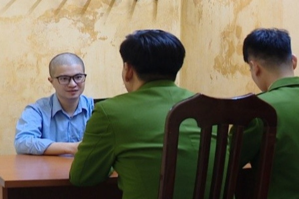 Mr Pips Pho Duc Nam va cach thuc chiem doat tien tinh vi hinh anh