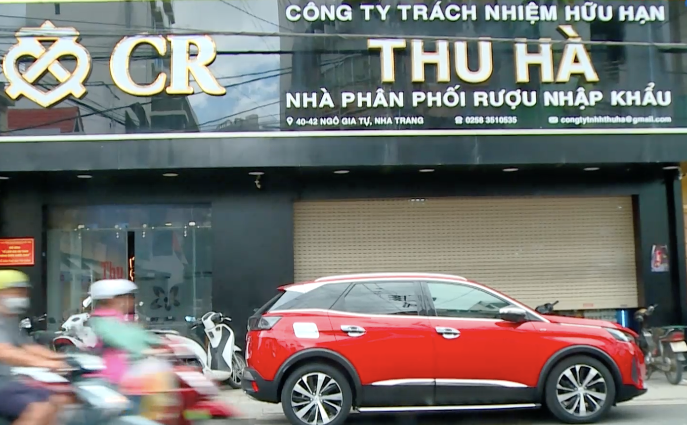 Cong ty Thu Ha,  Doanh nghiep Thu Ha,  Giam doc Thu Ha,  Chu CTy Thu Ha,  Ruou lau,  ban Ruou lau,  Cong ty Khang Thinh,  Doanh nghiep Khang Thinh,  Giam doc Khang Thinh,  Chu cty Khang Thinh anh 2