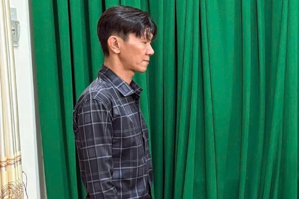 Mang sung den nha nguoi quen ban thi uy hinh anh