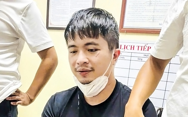 Mr Pips va nguoi than che giau tien pham toi the nao? hinh anh