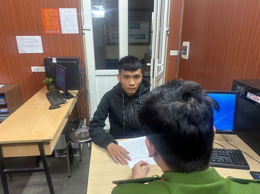 Hanh hung chi ho,  Dinh Cong Thuong anh 1