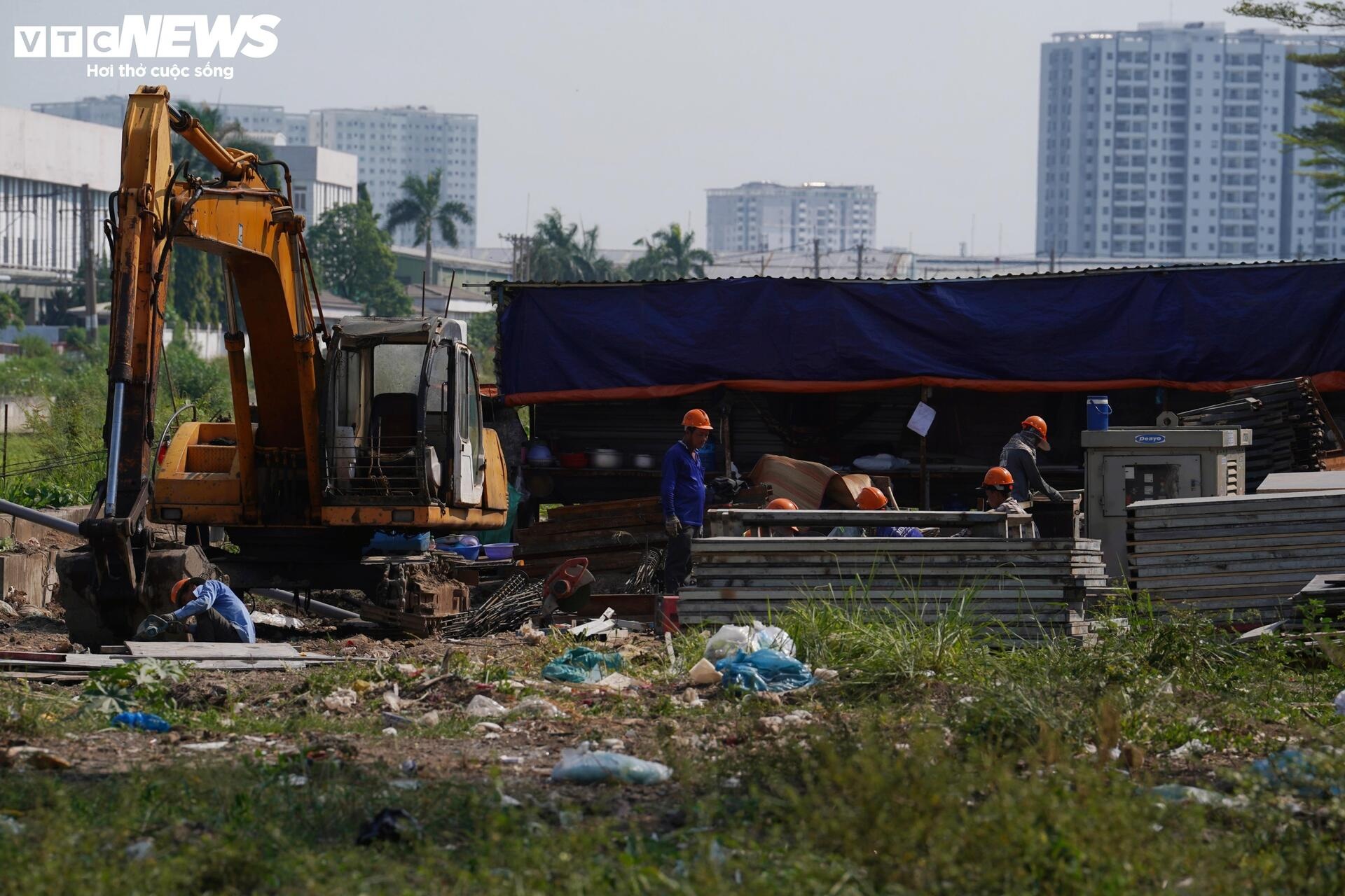 Kenh Tham Luong Ben Cat anh 3