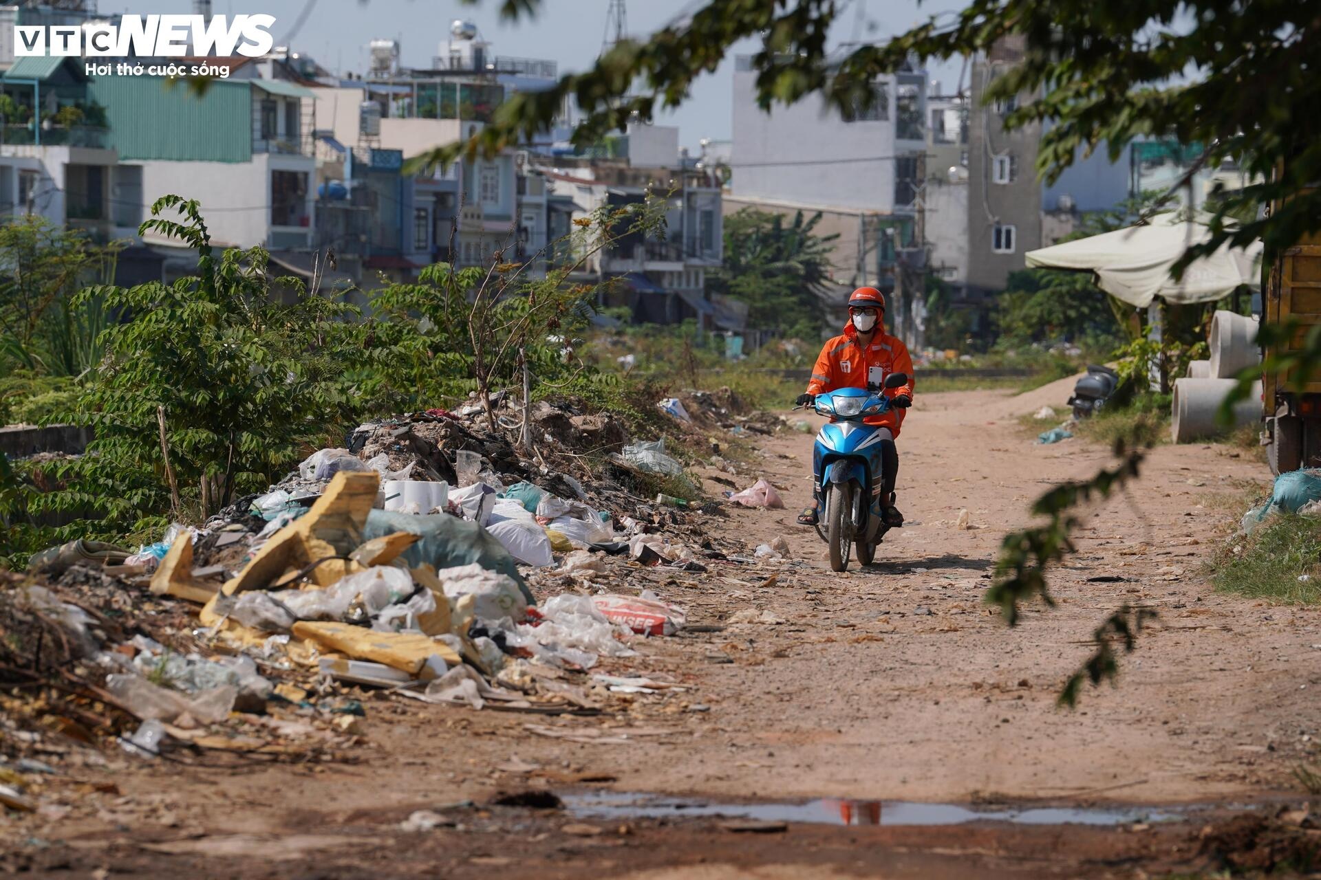 Kenh Tham Luong Ben Cat anh 5