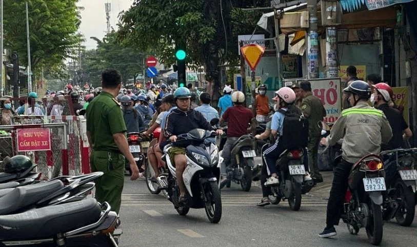 Loi ke nhan chung vu chay quan chay khien hai me con tu vong hinh anh