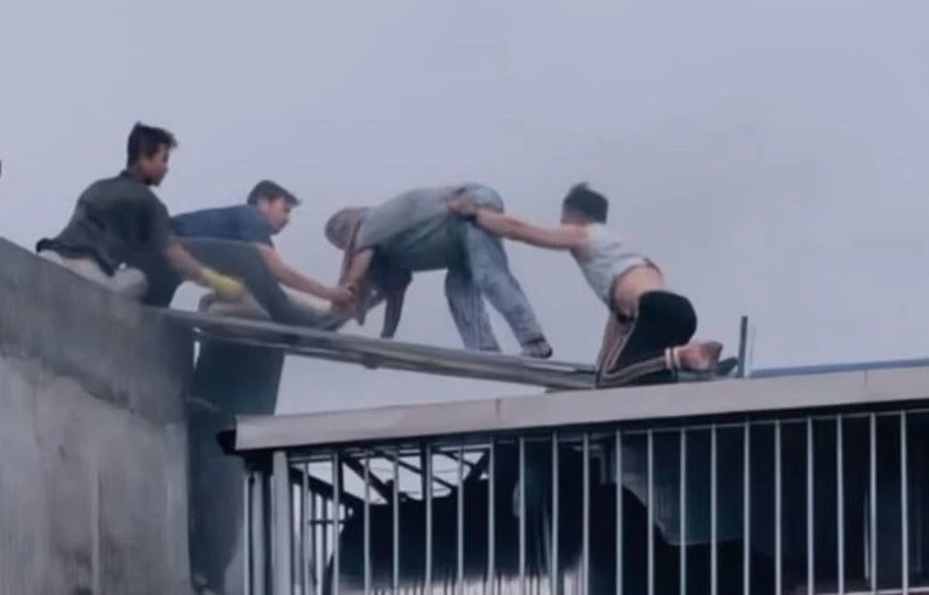 Loi ke cua hai nguoi hung pha mai ton, cuu 7 nguoi hinh anh