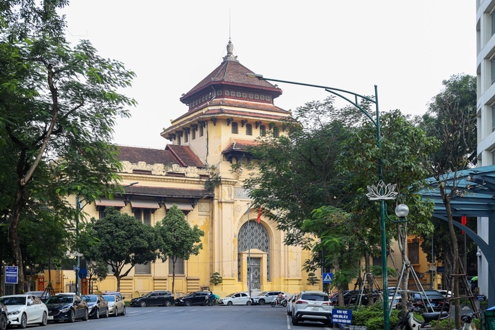 De xuat khong chuyen Dai hoc Duoc Ha Noi thanh bao tang hinh anh