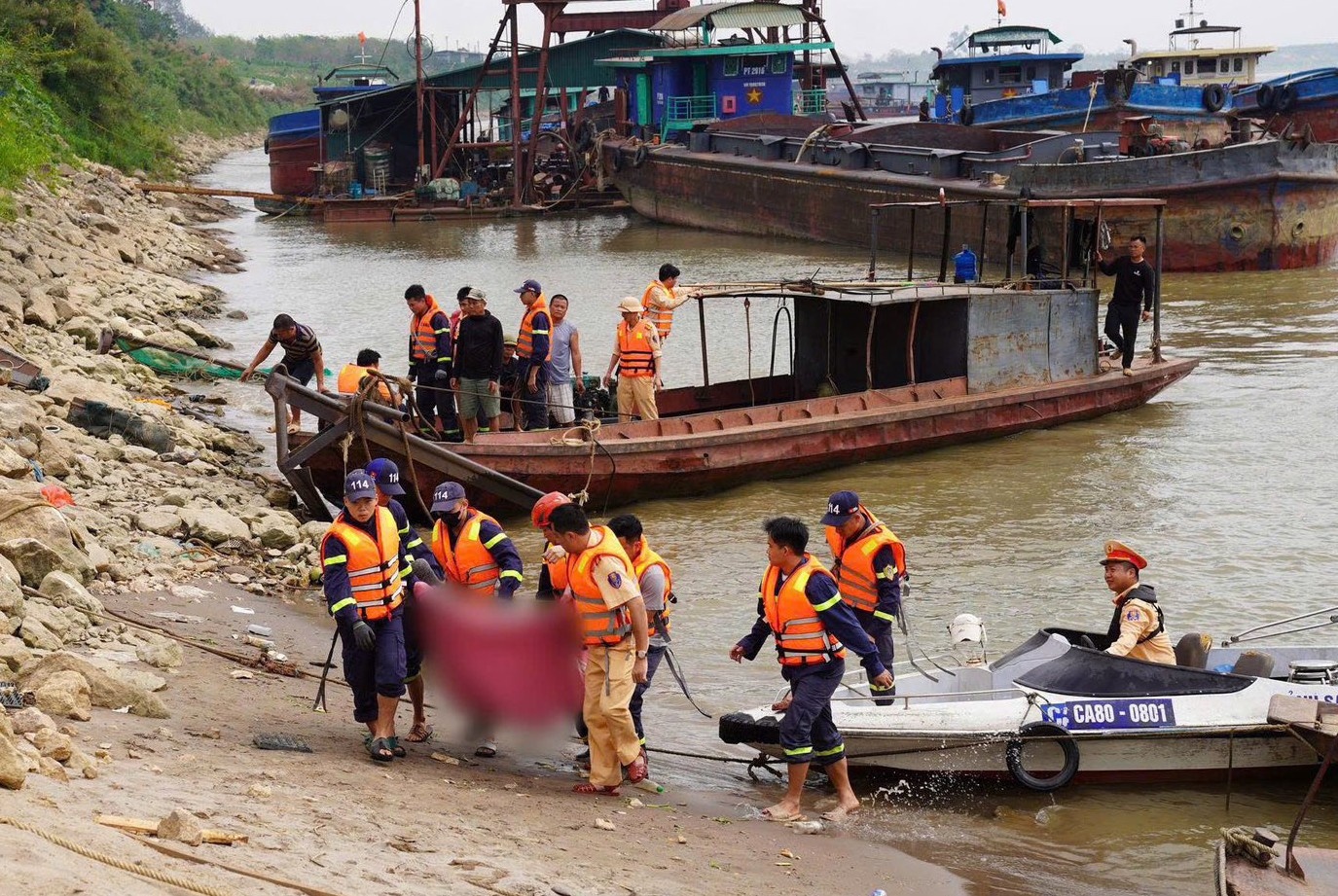 Lat tau hut cat anh 3