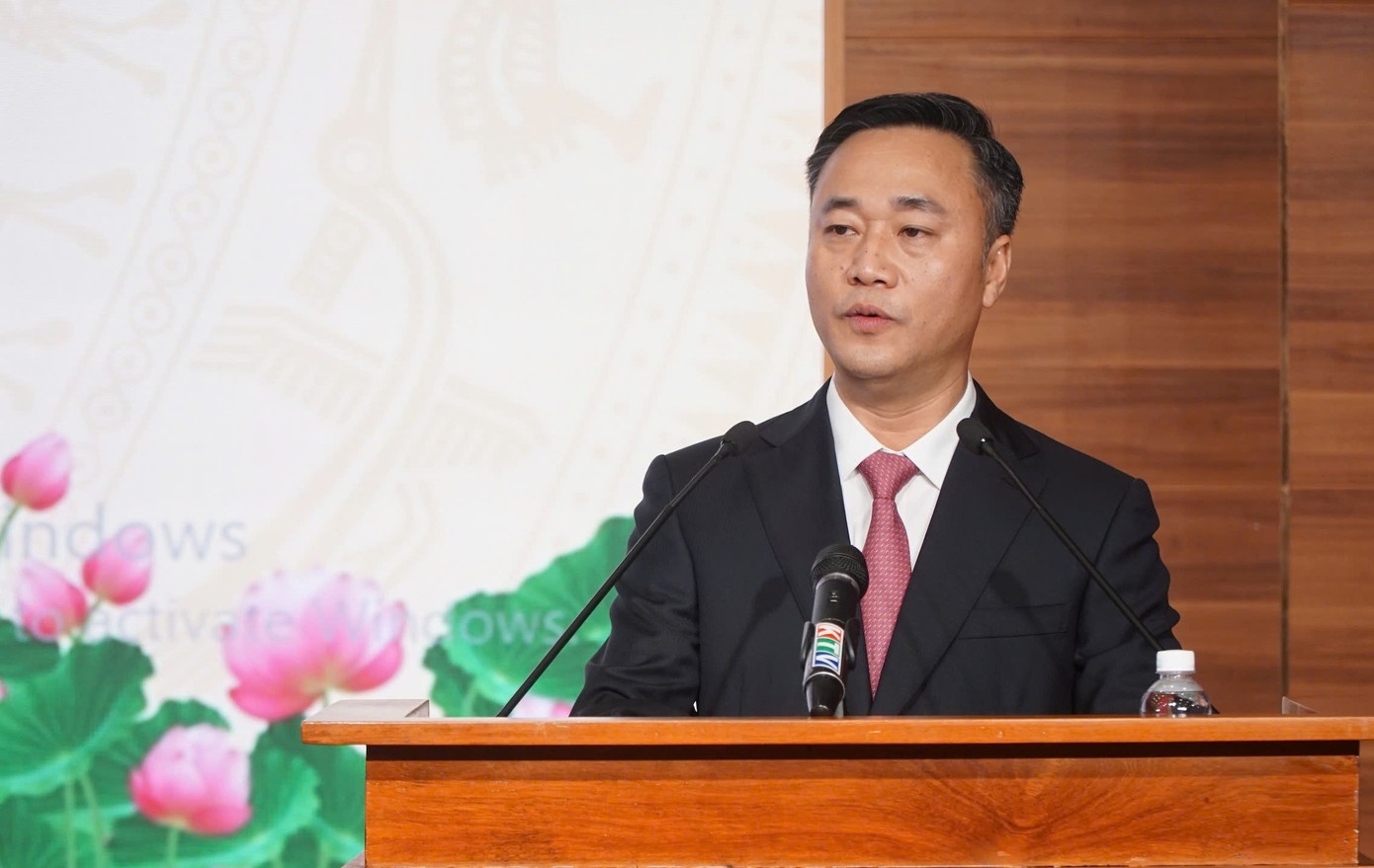 Thu truong Bo Xay dung lam Pho bi thu Tinh uy Khanh Hoa hinh anh