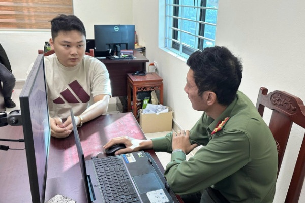 Hoc sinh lop 12 tao ma doc xam nhap hon 94.000 may tinh tren the gioi hinh anh