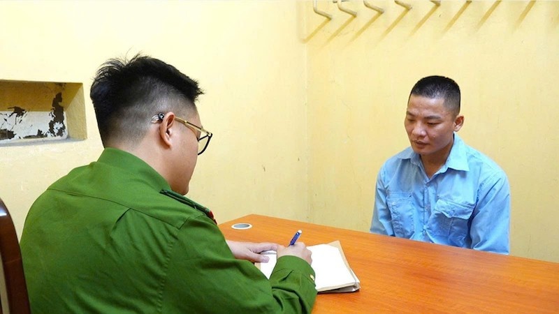 duong day moi gioi,  ban noi tang,  qua mang xa hoi anh 2