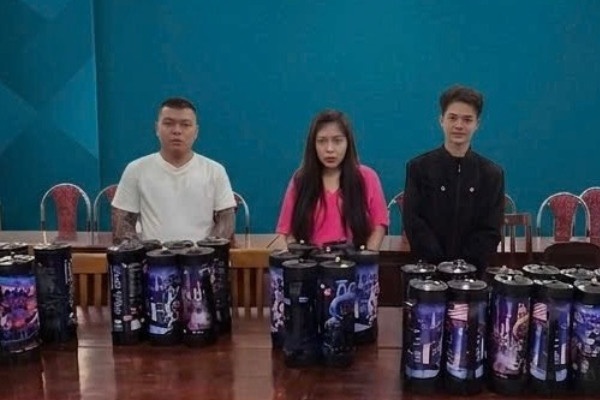 Cong an TP.HCM pha duong day buon ban khi cuoi co doanh thu hon 10 ty hinh anh