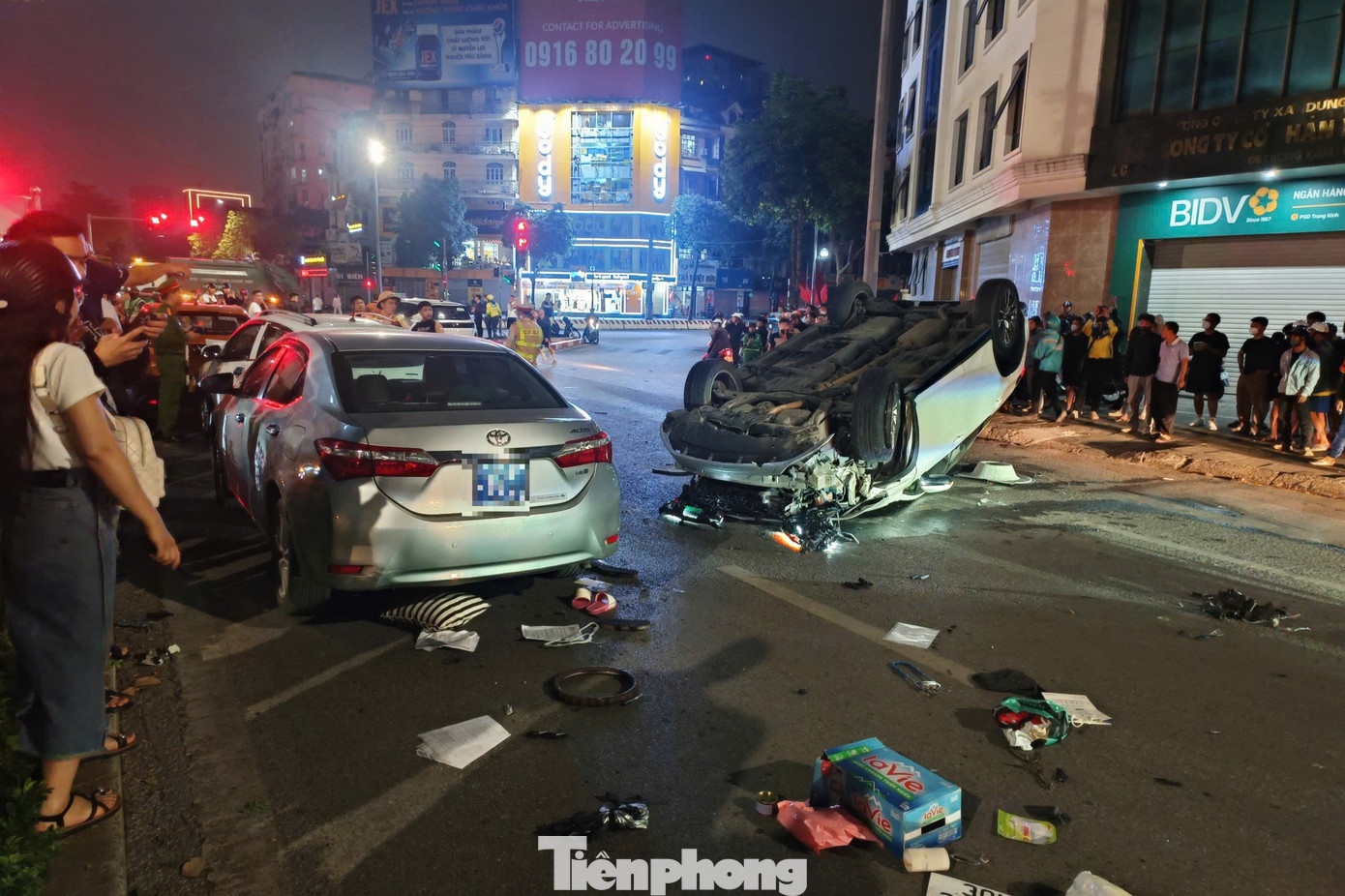 xe Lexus,  gay tai nan,  Tai xe xe Lexus,  Chu xe Lexus anh 2