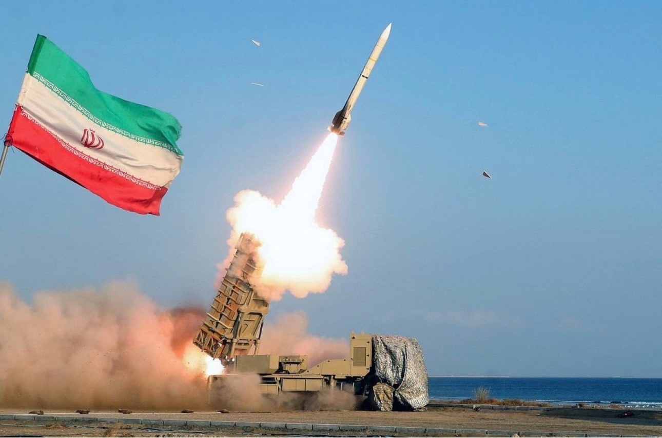 Iran lam lo lo hong nghiem trong trong cau truc ran de My hinh anh