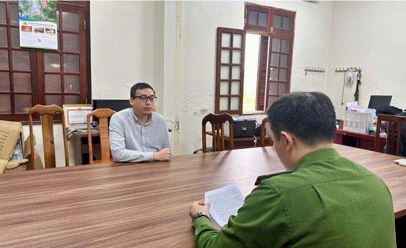 Luat su tap su nhan 110 trieu dong de 'chay an' hinh anh