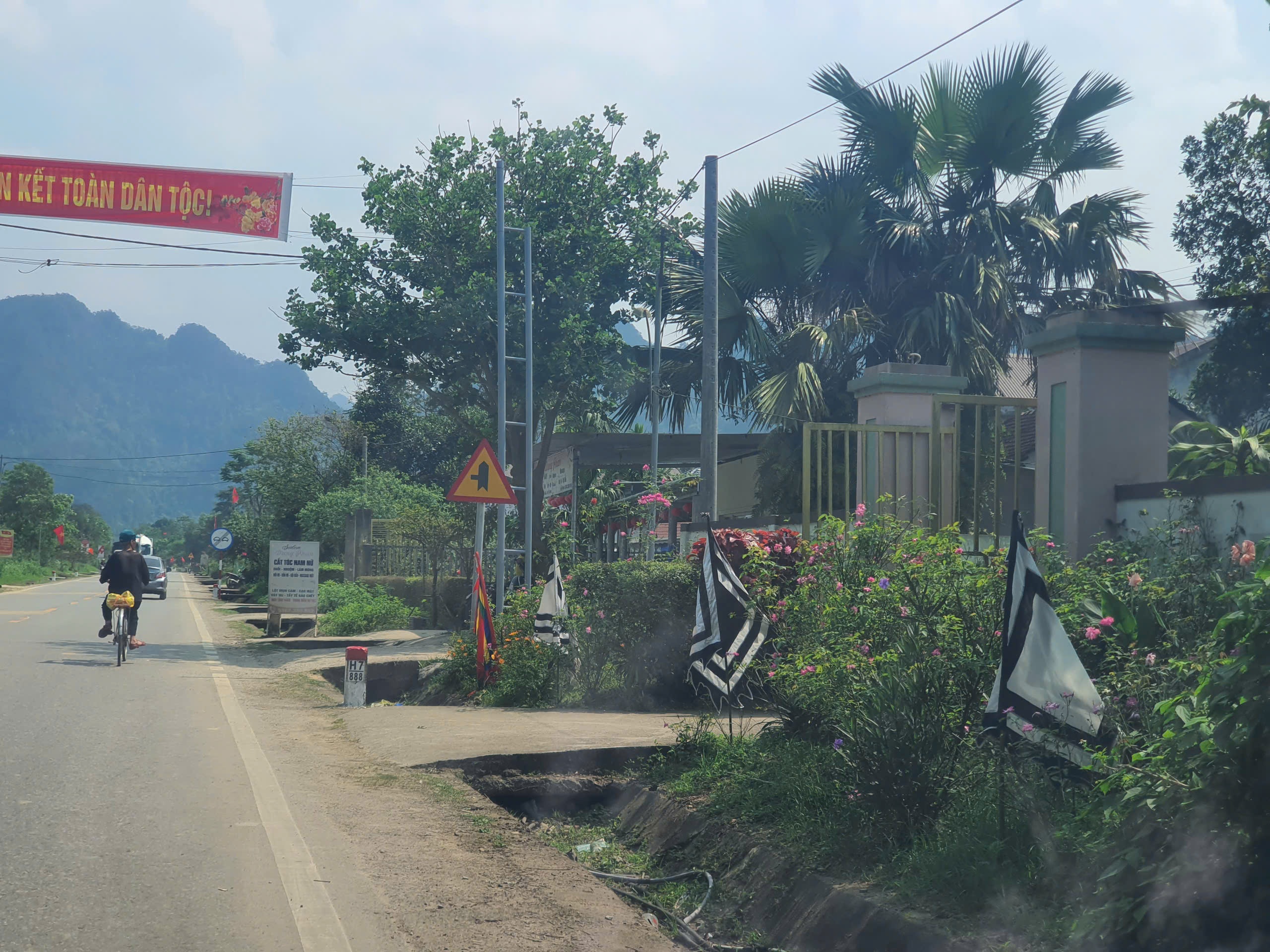 con re truy sat anh 1